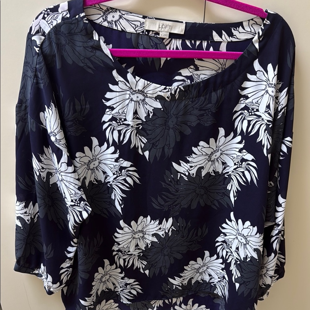 LOFT Women's Navy Floral Top XL Slightly Sheer